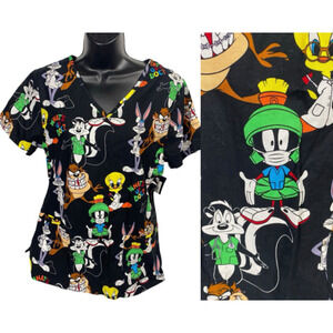 Looney Tunes Scrub Top Size S NEW Marvin Pepe Bugs Taz Tweety Nurses Hygienist